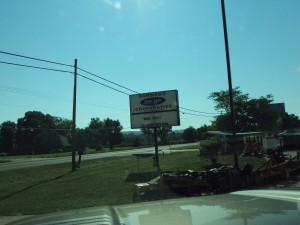Farmers Co-op Elkins Feed Store